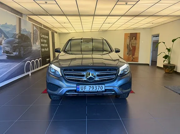 Mercedes-Benz Glc350E 2018 photo 2