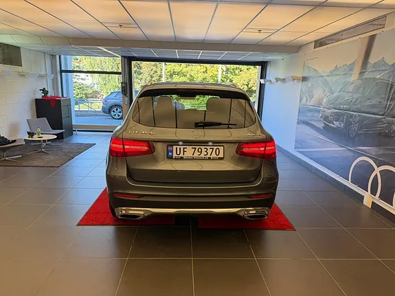 Mercedes-Benz Glc350E 2018 photo 5