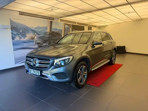 Mercedes-Benz Glc350E
