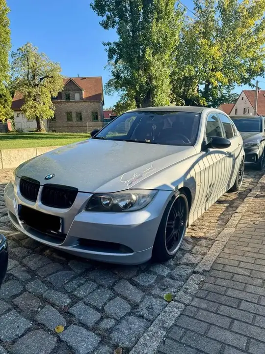 BMW 325I
