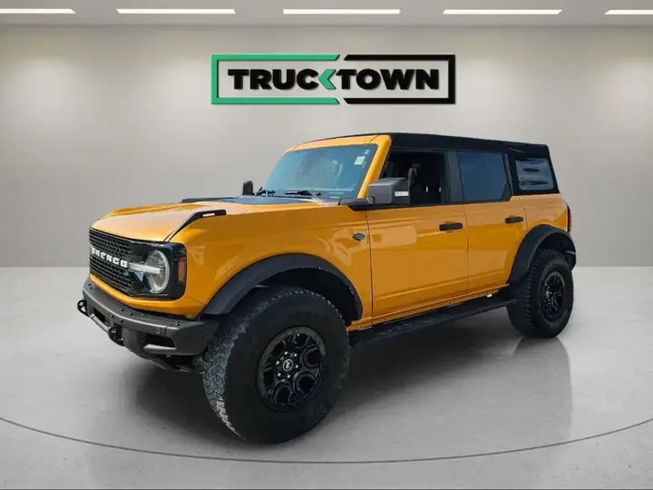Ford Bronco 2022 photo 2