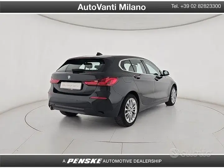 BMW 1 Series 2023 photo 5