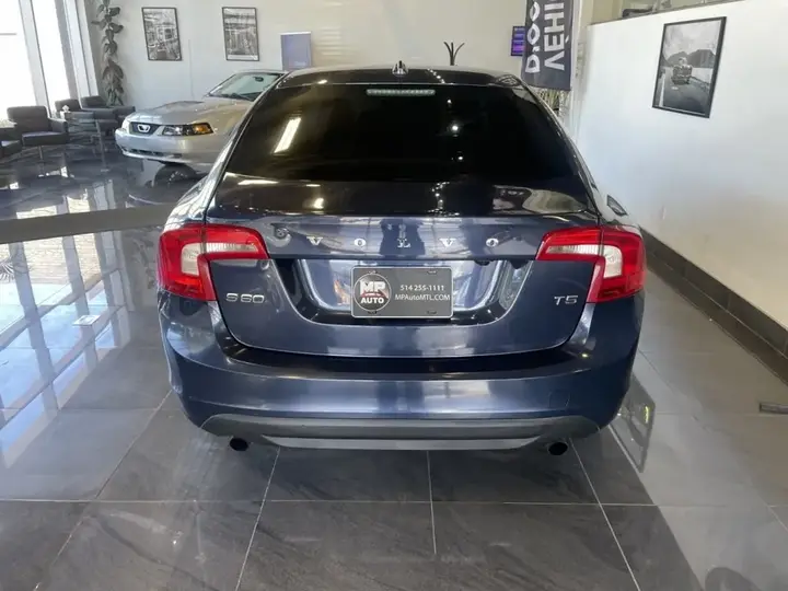 Volvo S60 2012 photo 5