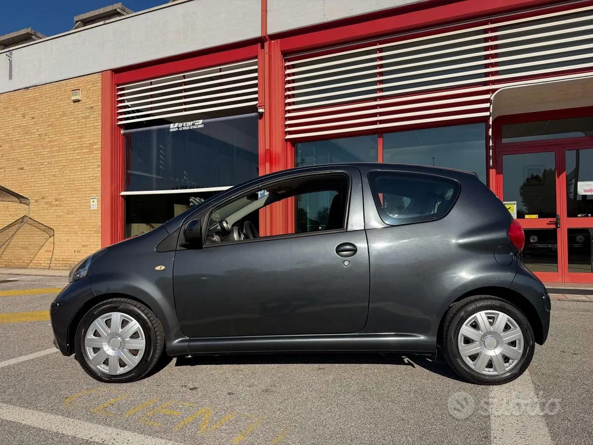 Toyota Aygo 2008 photo 3