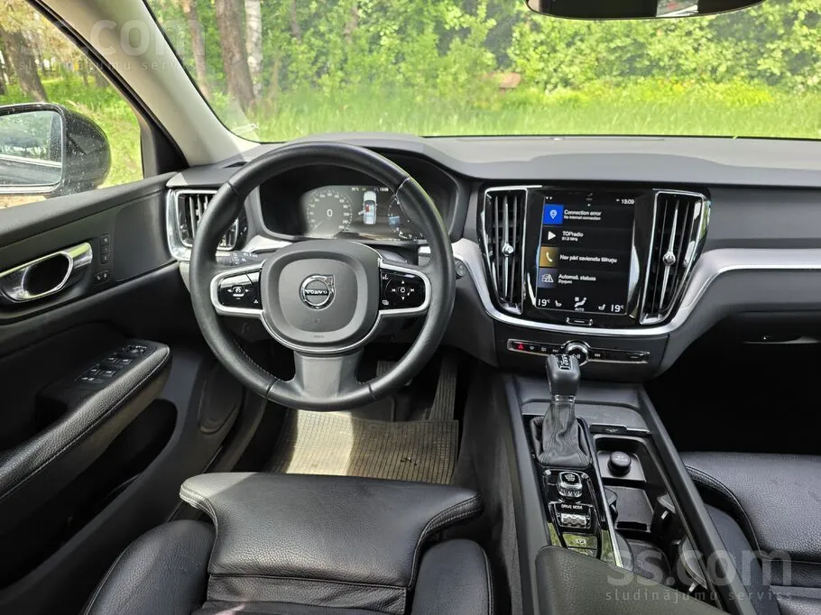 Volvo V60 2019 photo 4