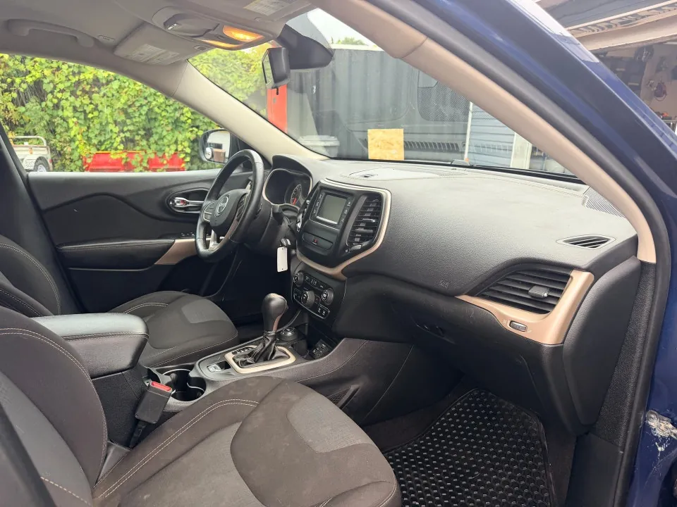 Jeep Cherokee 2018 photo 5