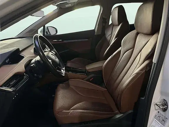 Skoda Enyaq 2023 photo 5