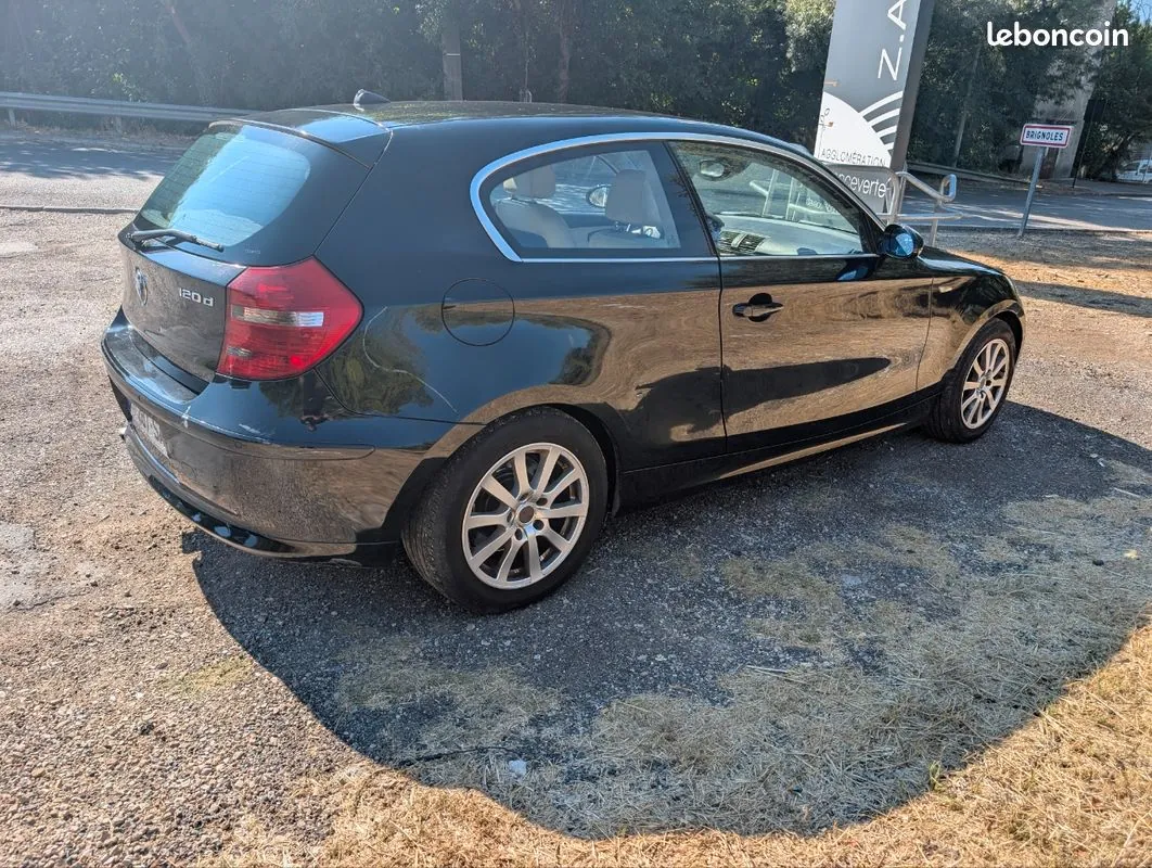 BMW 1 Series 2007 photo 2