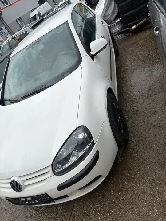 Volkswagen Golf 2004 photo 3