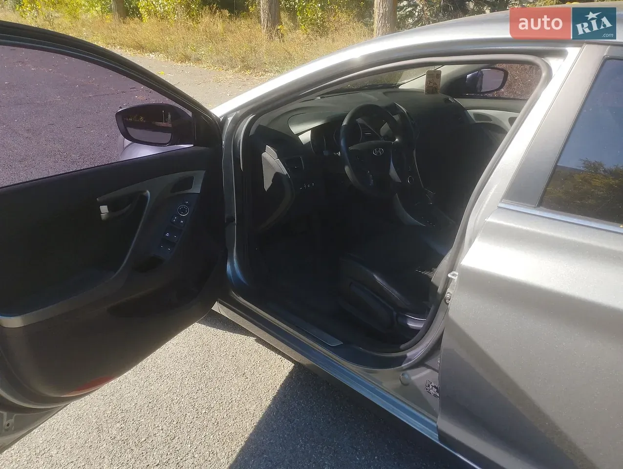 Hyundai Avante 2015 photo 4