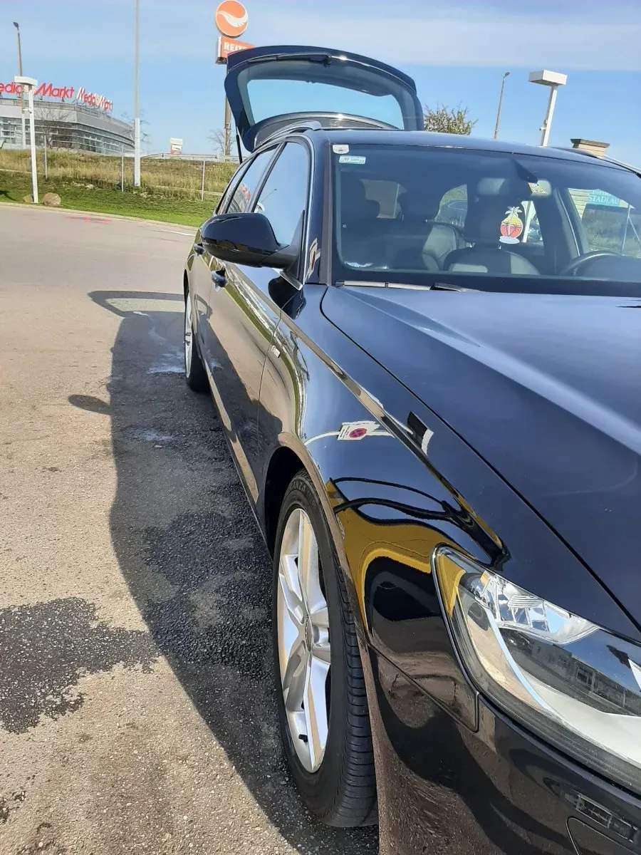 Audi A6 2012 photo 2