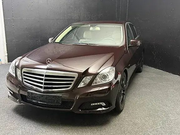 Mercedes-Benz E 220 2010 photo 4