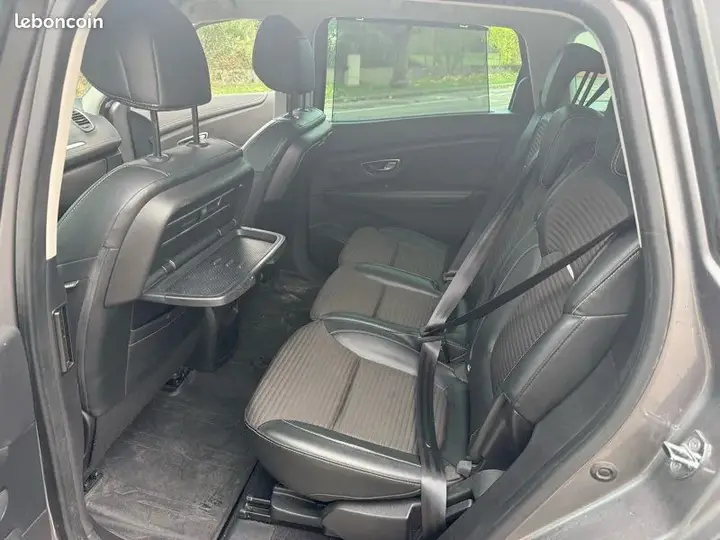 Renault Grand Scenic 2018 photo 5