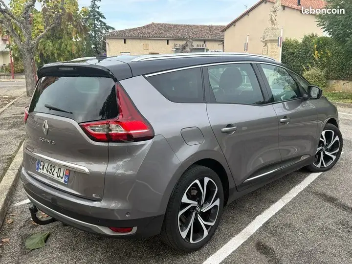 Renault Grand Scenic 2018 photo 2