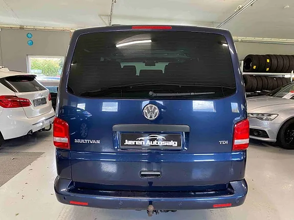Volkswagen Multivan 2011 photo 5