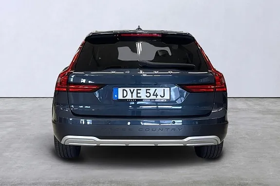 Volvo V90 Cross Country 2022 photo 5