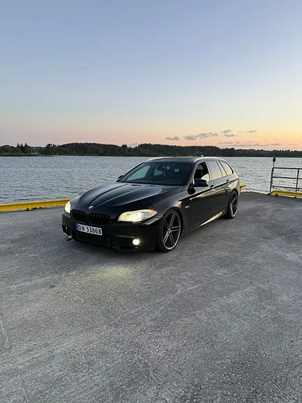 BMW 525D 2011 photo 2