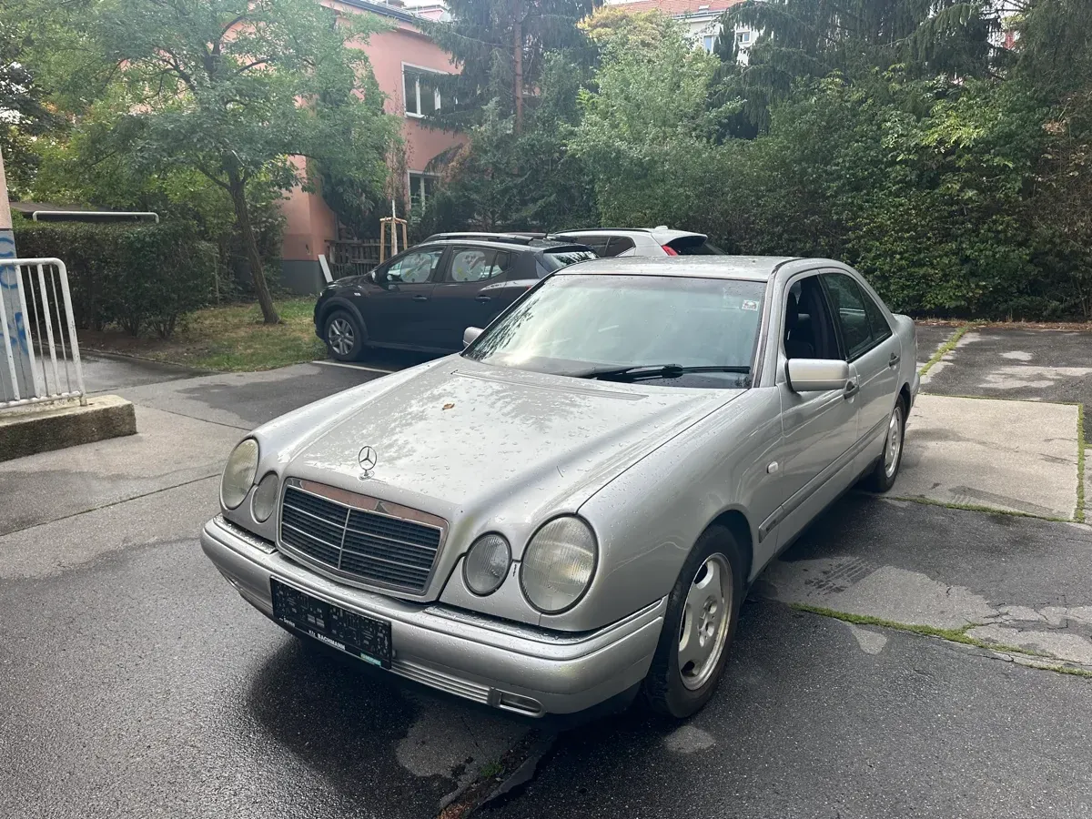 Mercedes-Benz Eklasse