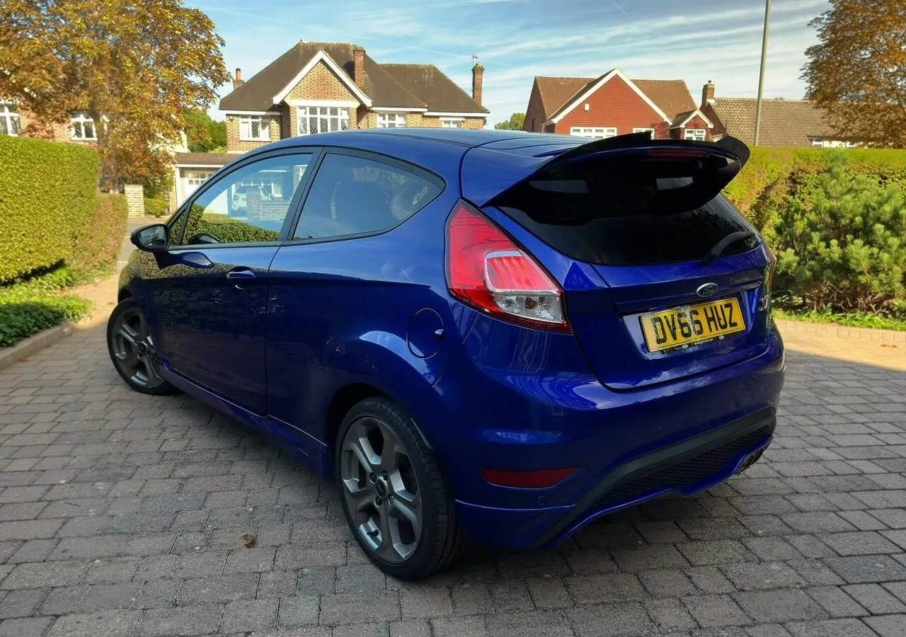 Ford Fiesta 2016 photo 3
