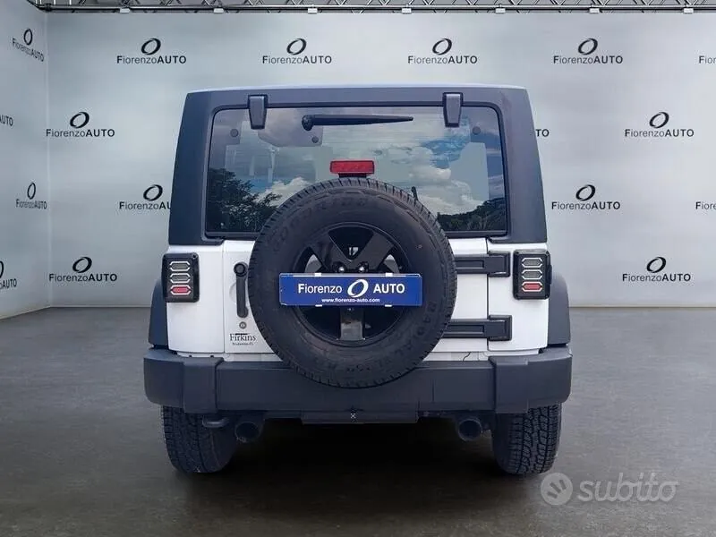 Jeep Wrangler 2014 photo 3