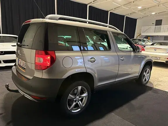Skoda Yeti 2013 photo 4