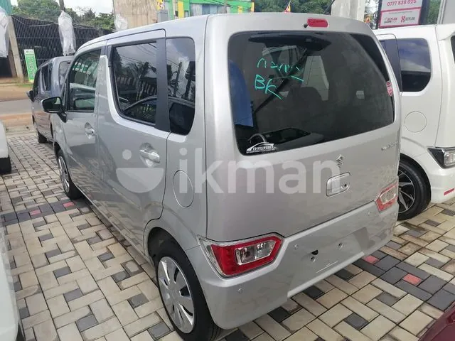 Suzuki Wagon R Fx 2024 photo 5