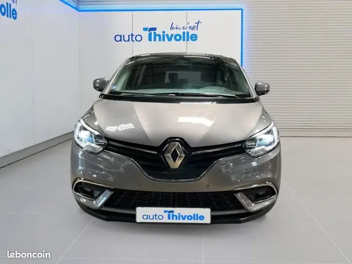 Renault Grand Scenic 2023 photo 2