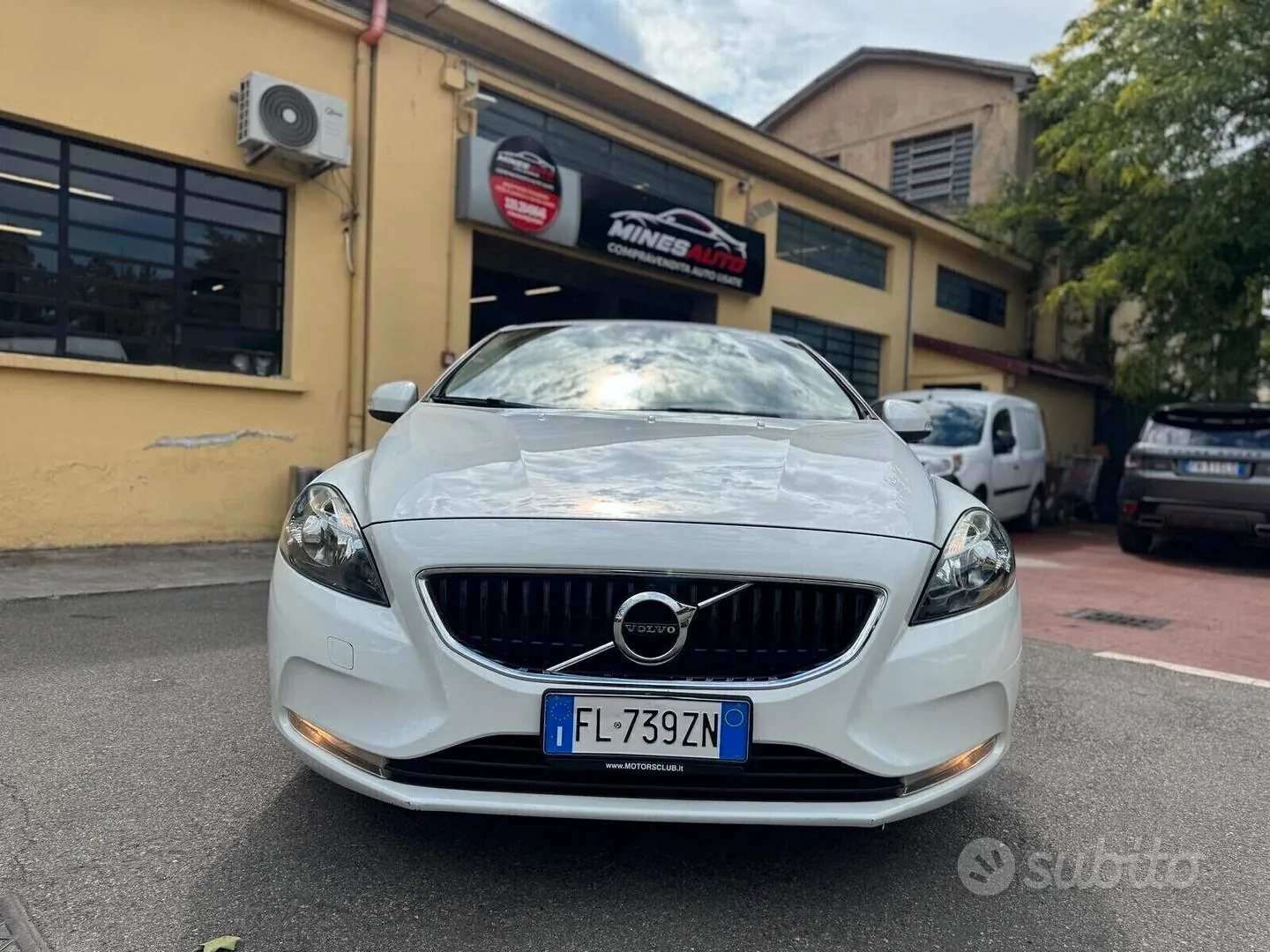 Volvo V40 2017 photo 2