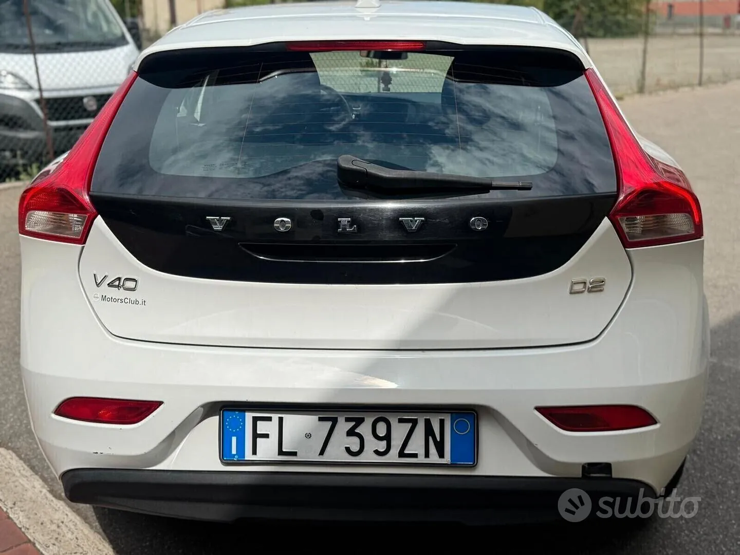 Volvo V40 2017 photo 5