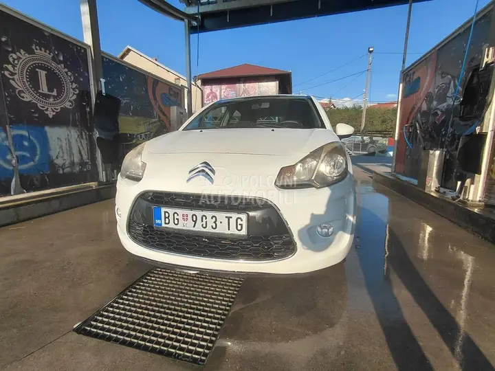 Citroen C3 2013 photo 3