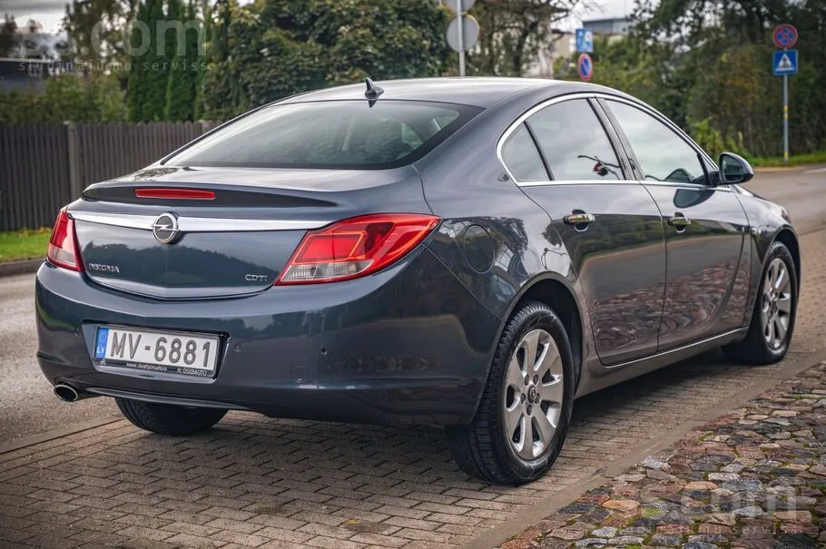Opel Insignia 2010 photo 4