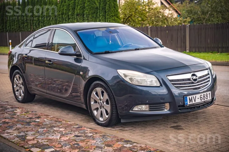 Opel Insignia 2010 photo 3