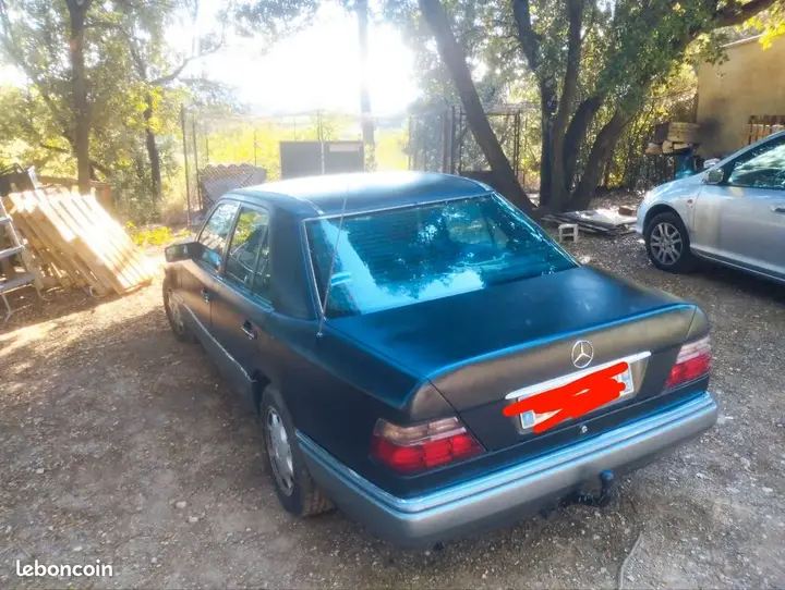 Mercedes-Benz E-Class 1994 photo 2
