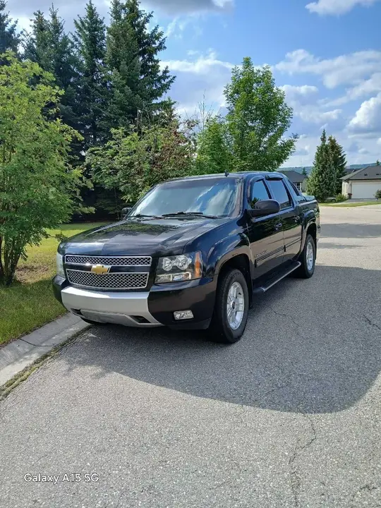 Chevrolet Avalanche 2013 photo 2