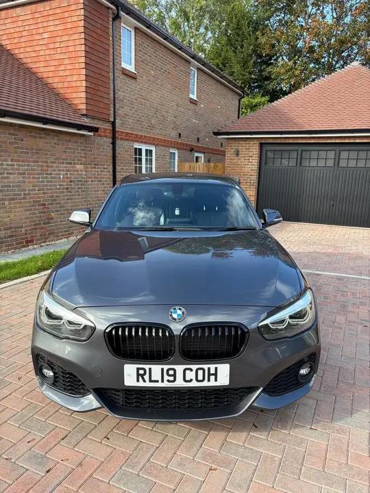 BMW 1 Series 2019 photo 2