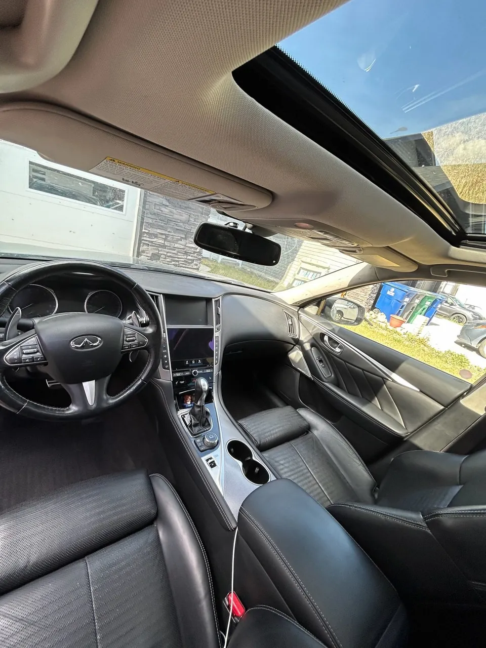 Infiniti Q50 2017 photo 3