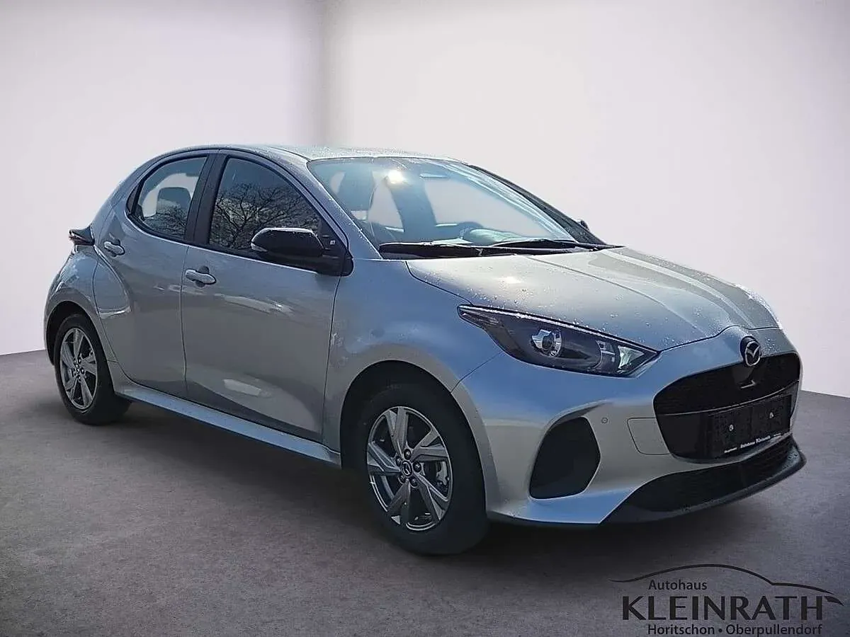 Mazda Mazda2 photo 2