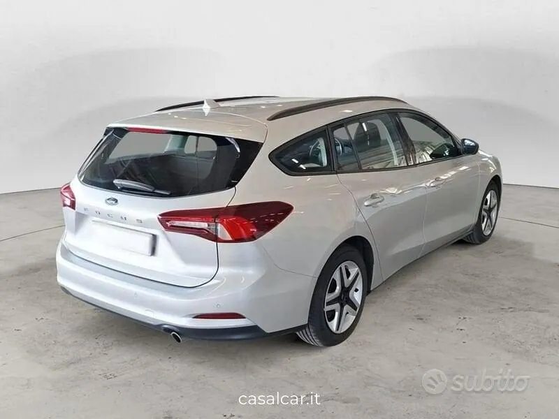 Ford Focus 2022 photo 3