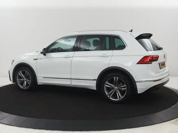 Volkswagen Tiguan 2016 photo 2