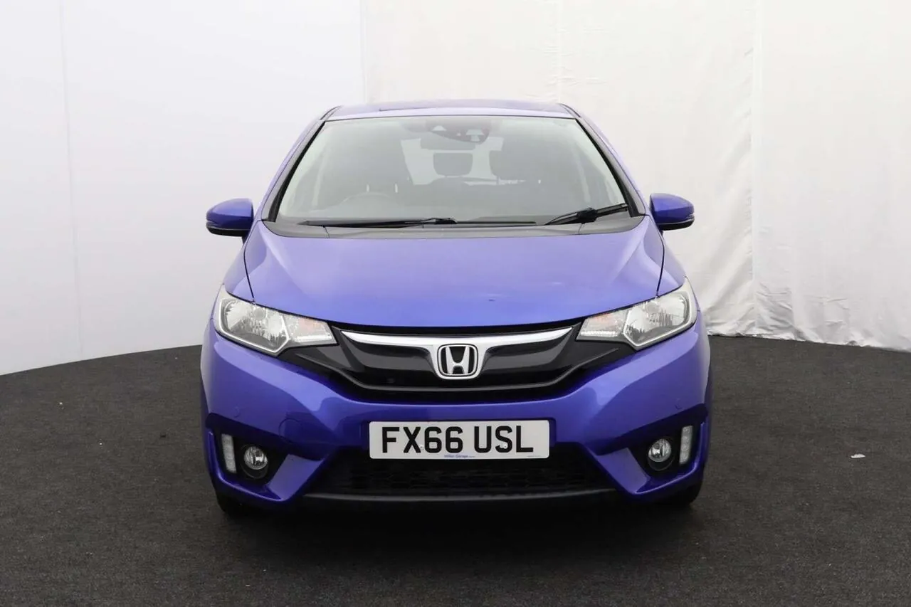 Honda Jazz 2016 photo 2