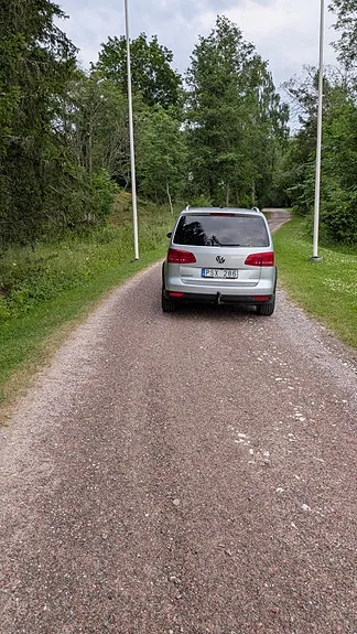 Volkswagen Touran Cross 2013 photo 4