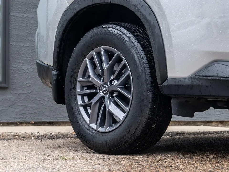 Nissan Rogue 2024 photo 3