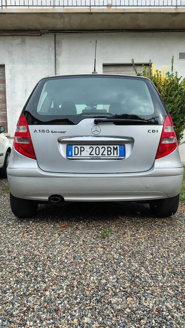Mercedes-Benz A180 2008 photo 4