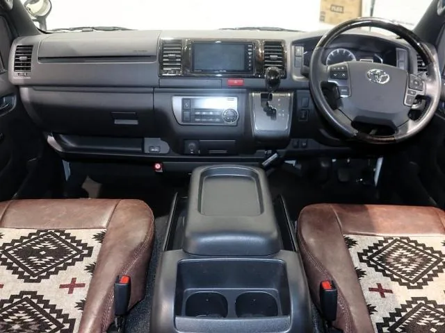 Toyota Hiace 2021 photo 5
