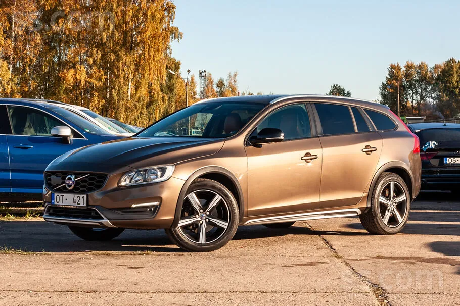 Volvo V60 2015 photo 3