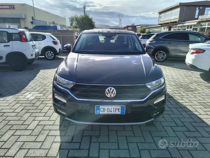 Volkswagen T-Roc 2020 photo 2