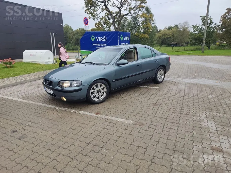 Volvo S60