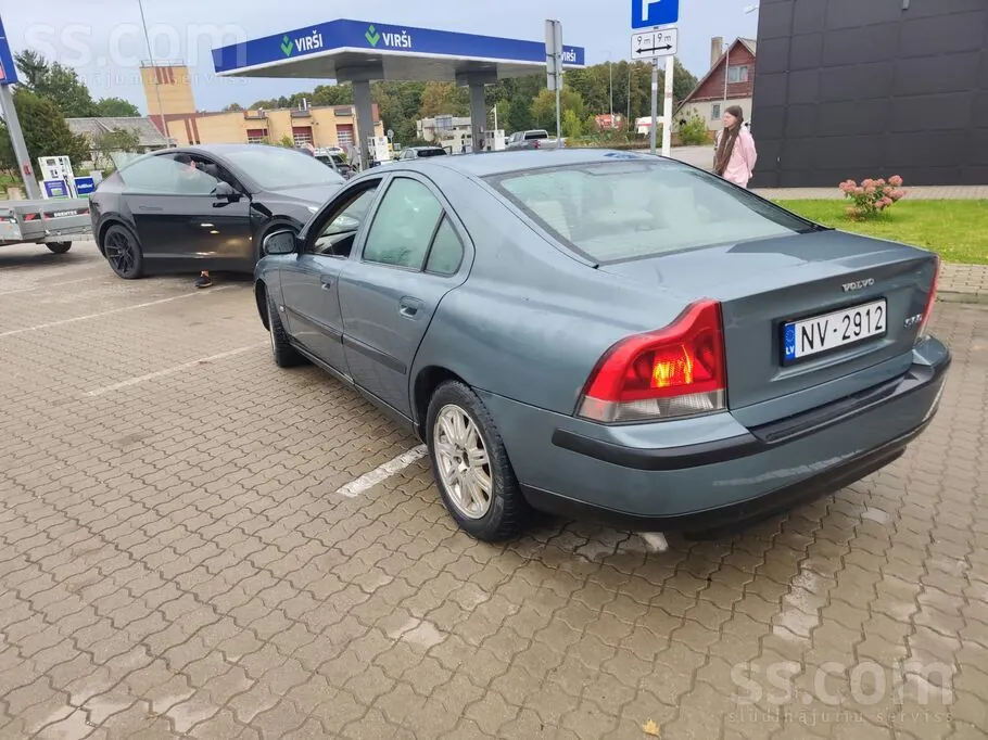Volvo S60 2002 photo 3