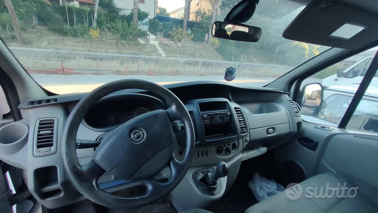 Opel Vivaro 2013 photo 4