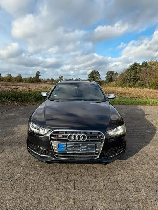 Audi S4
